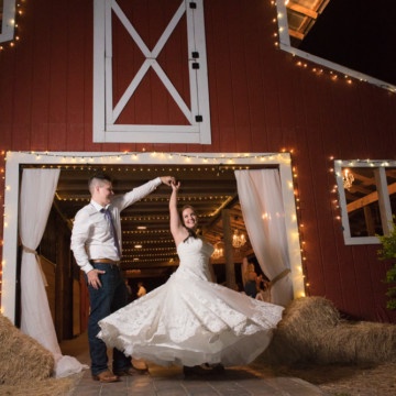 The Barn at Crescent Lake, Odessa, FL Wedding Photographer